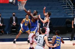 九游官网 -包含风云突变！犹他爵士今晨外线爆发，法国杯版图或变，管理层满意，年轻球员得到机会的词条