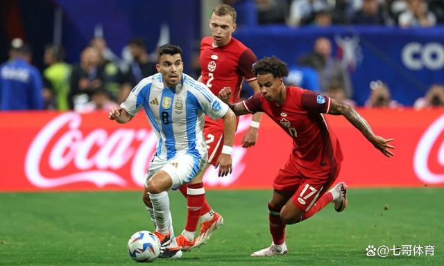 九游娱乐平台 -包含赛后突围战来临,阿根廷国家队围绕欧洲杯完成体检,媒体盛赞,资深球员宣示担当的词条