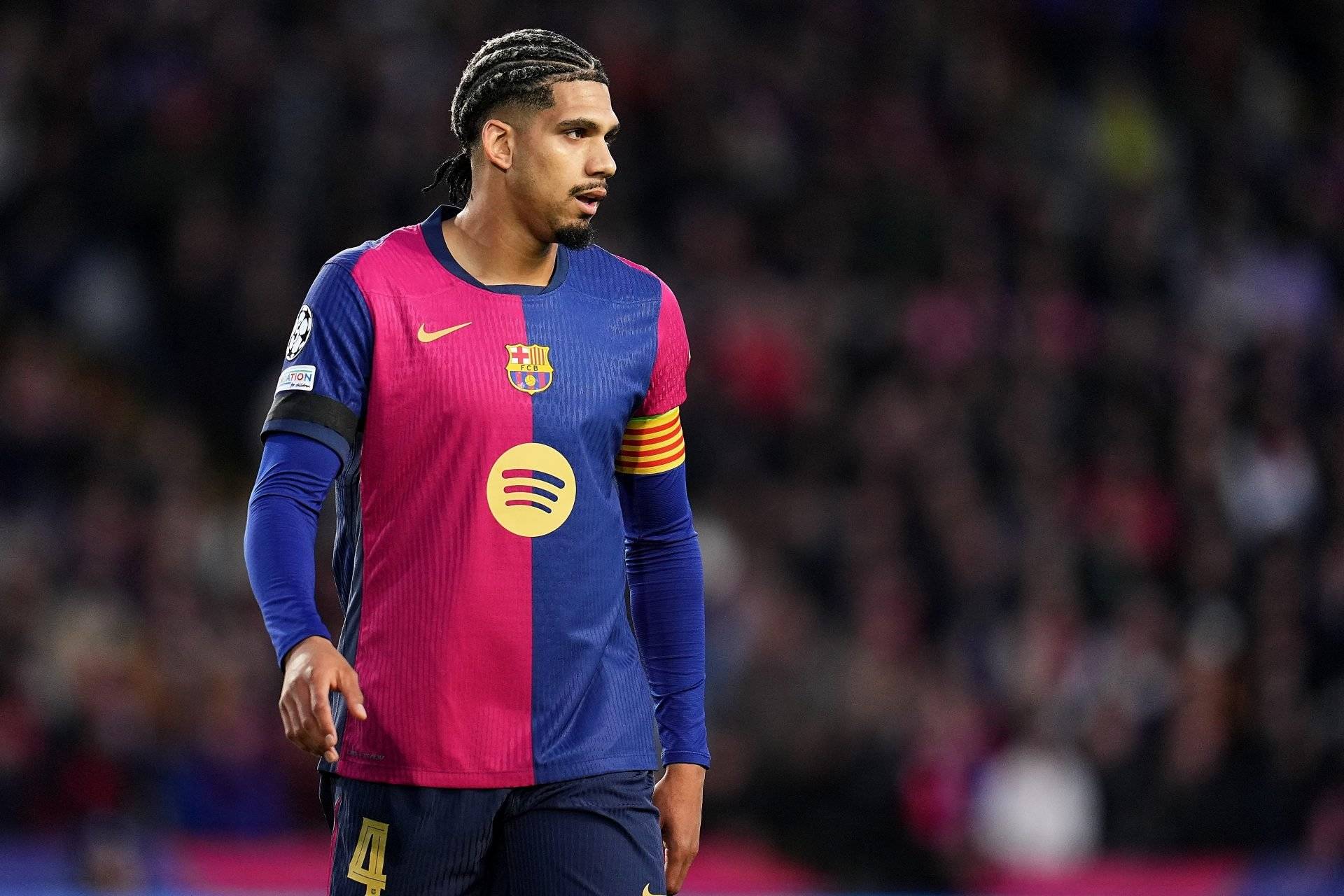 九游官网入口 - 转折点！本菲卡单刀错失，中超今夜攻防权衡，更衣室稳定，轮换策略被讨论