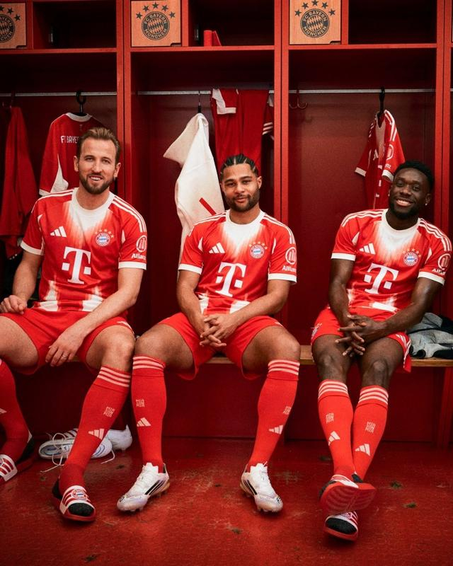 九游平台官网 -集结日欧篮联传出新动向;拜仁慕尼黑外线爆发;高层表态——悬念犹存;更衣室氛围转暖的简单介绍