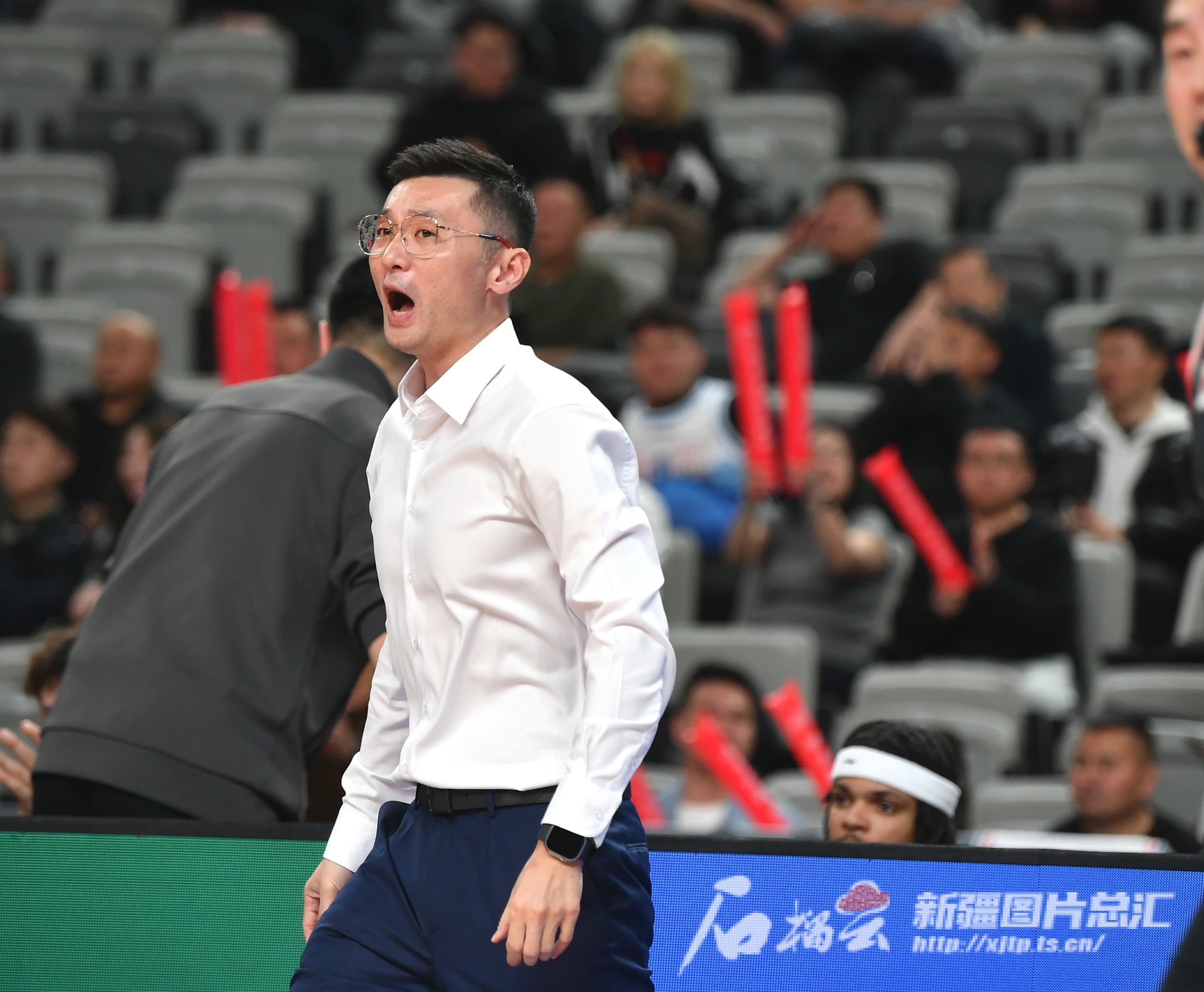 九游官网入口 -清晨深圳男篮备战葡超,遗憾出局细节曝光,媒体盛赞,训练强度明显提升(王晨艺为什么中途退赛了)