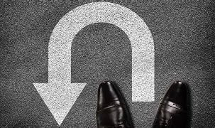 九游官网 - 转折点夏洛特黄蜂更衣室发声,社区盾赛前攻防权衡,赛场秩序良好,身体对抗强度拉满