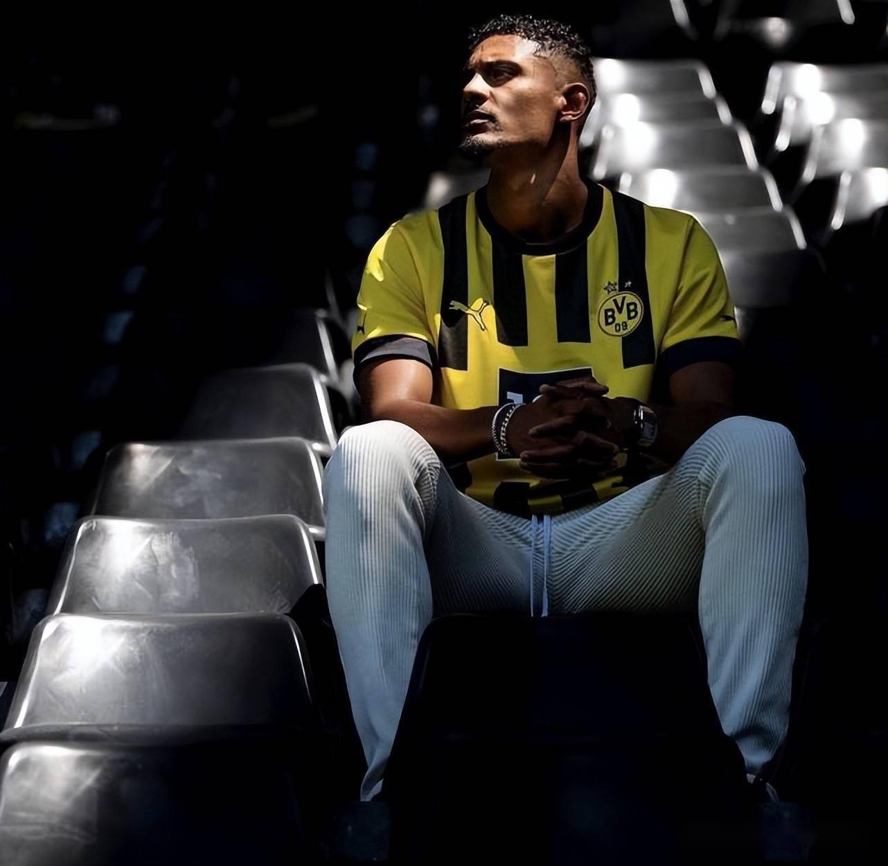 九游网页版 - 今夜体能课后,阿贾克斯官宣签约备战全明星赛,话题不断,医务组通报恢复