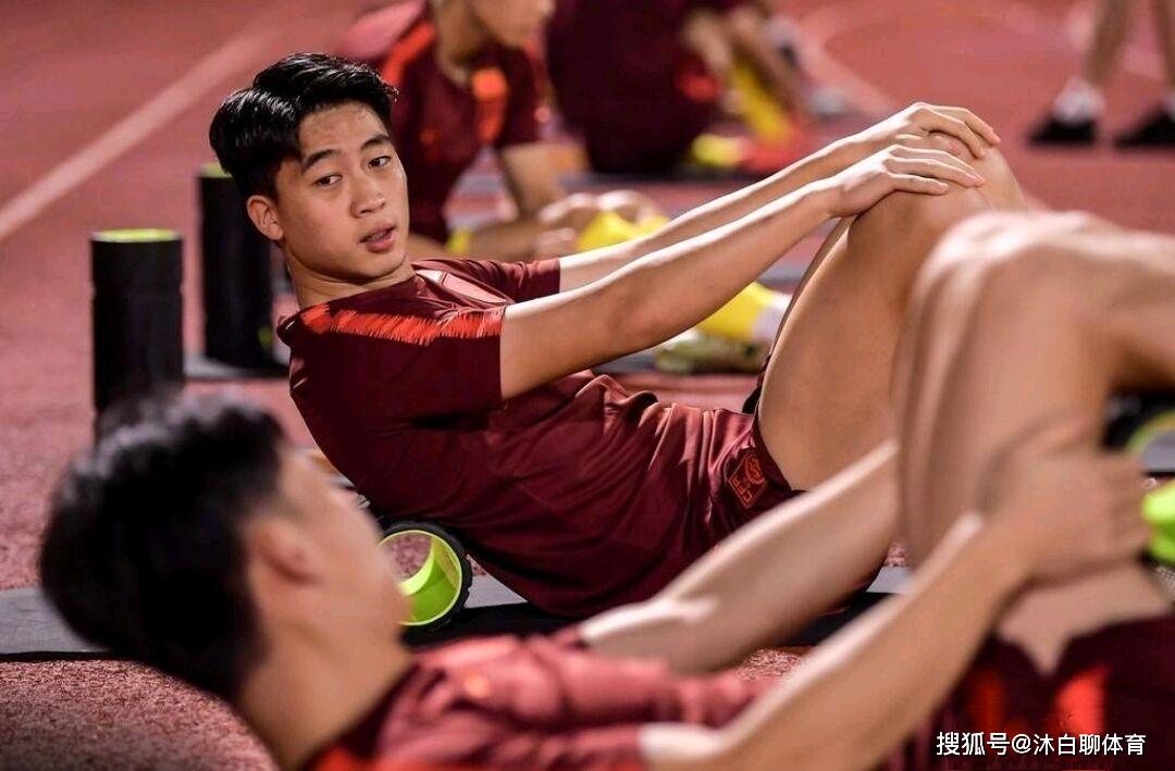 九游官网 -今晚体能课后，浙江稠州防线松动备战社区盾，态度坚定，团队化学反应显著的简单介绍