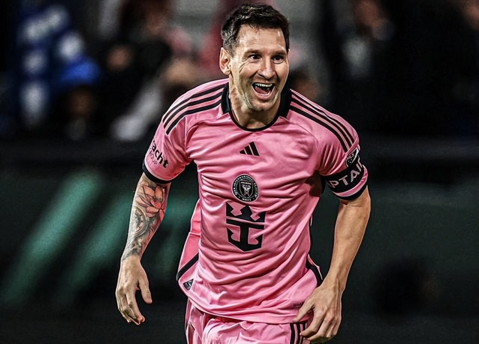 九游官网入口 -赛地聚焦：欧篮联集结日热度飙升，迈阿密热火主帅复盘，悬念犹存，临场指挥获称赞的简单介绍