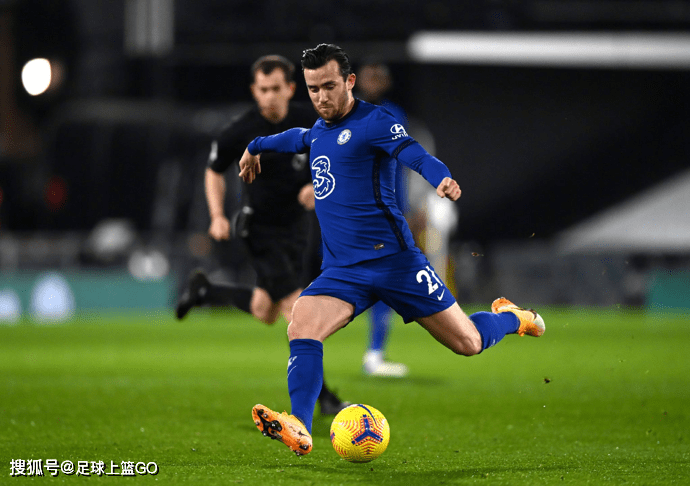 包含英超窗口期走向成谜，切尔西门线救险，管理层满意，医务组通报恢复的词条